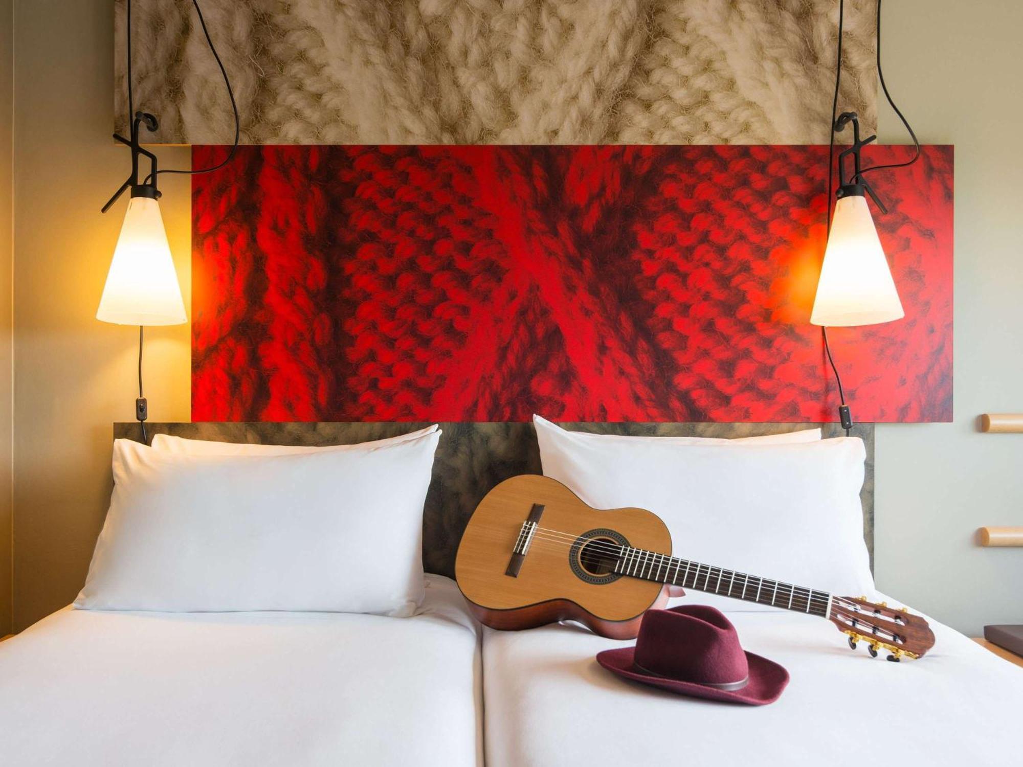 Hotel Ibis Edinburgh Centre Royal Mile - Hunter Square Extérieur photo