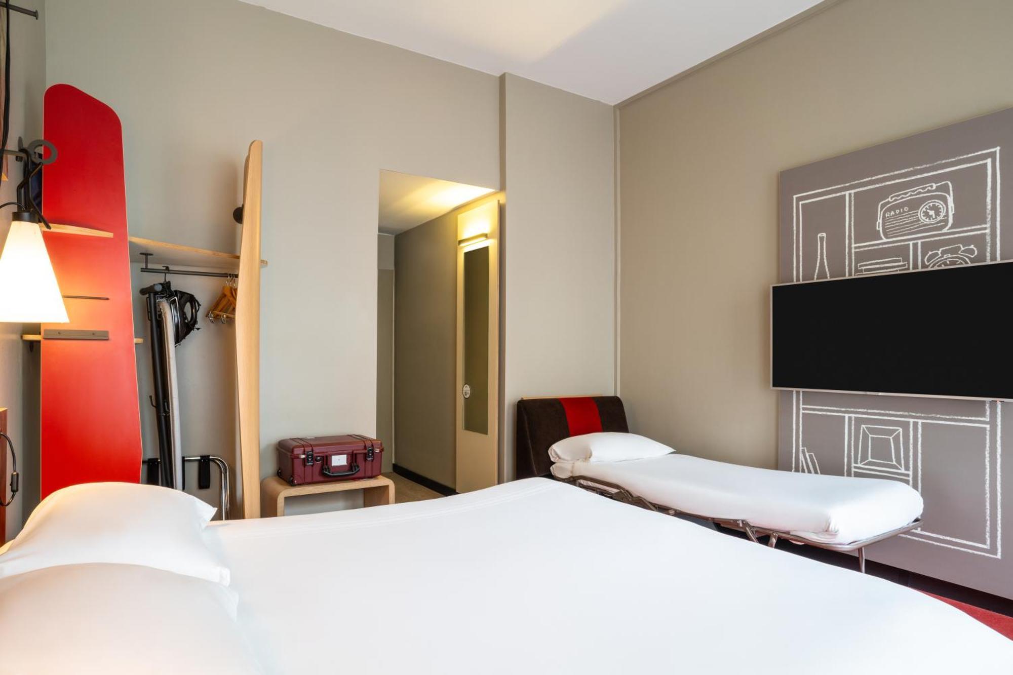 Hotel Ibis Edinburgh Centre Royal Mile - Hunter Square Extérieur photo