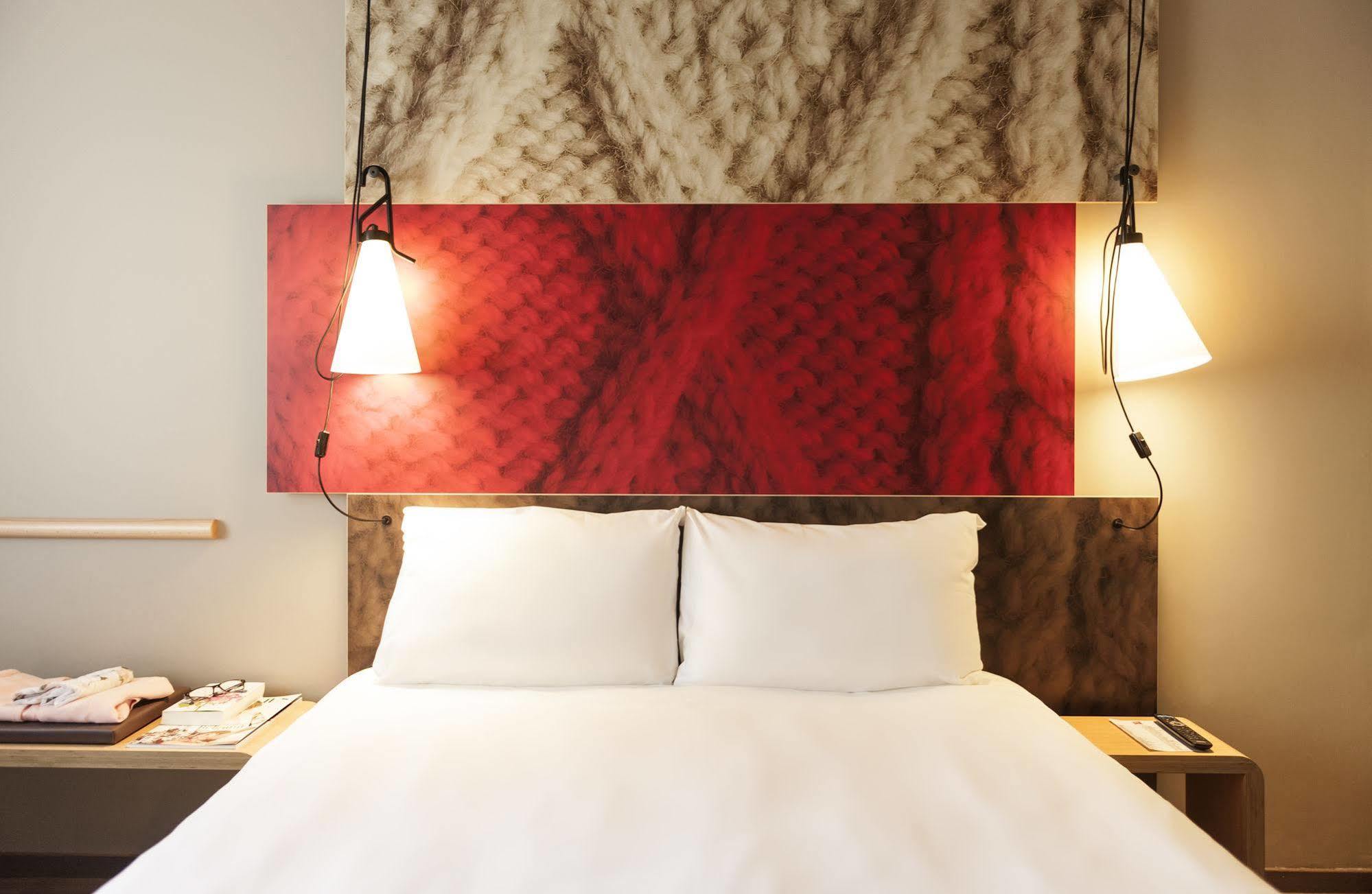 Hotel Ibis Edinburgh Centre Royal Mile - Hunter Square Extérieur photo